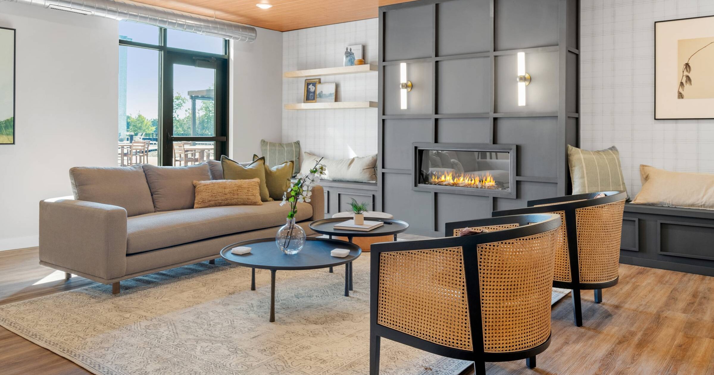 Lexi Apartments